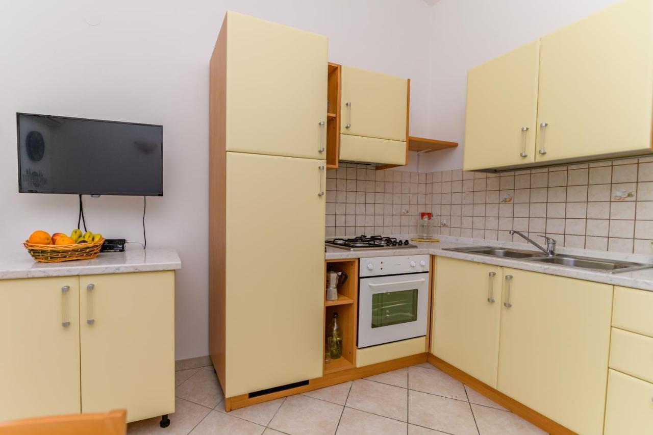 Apartmani Noris Martinšćica 外观 照片