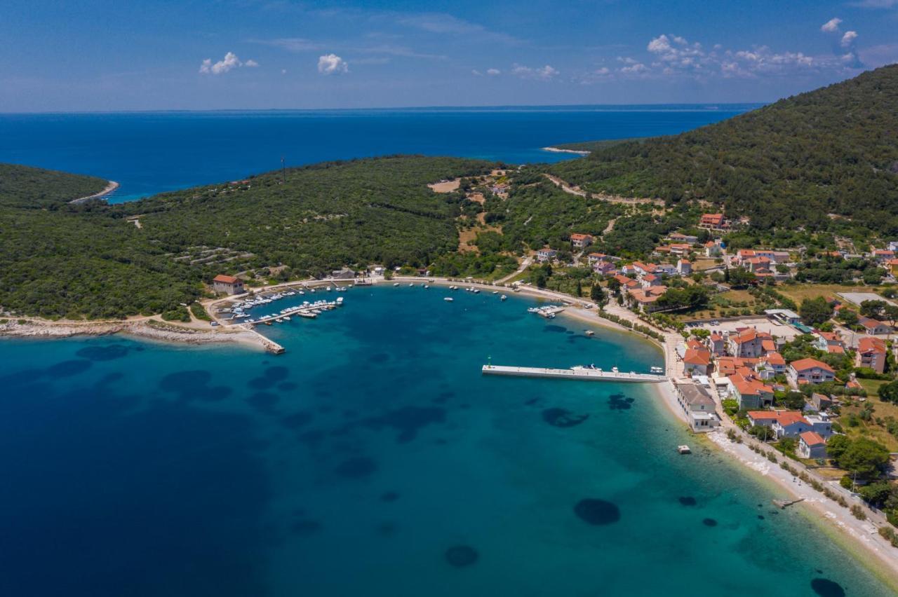 Apartmani Noris Martinšćica 外观 照片